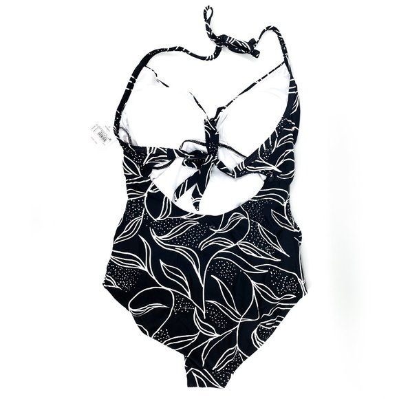 ISABEL MATERNITY by Ingrid & Isabel Halter One Piece Maternity Swimsuit - Picture 4 of 9